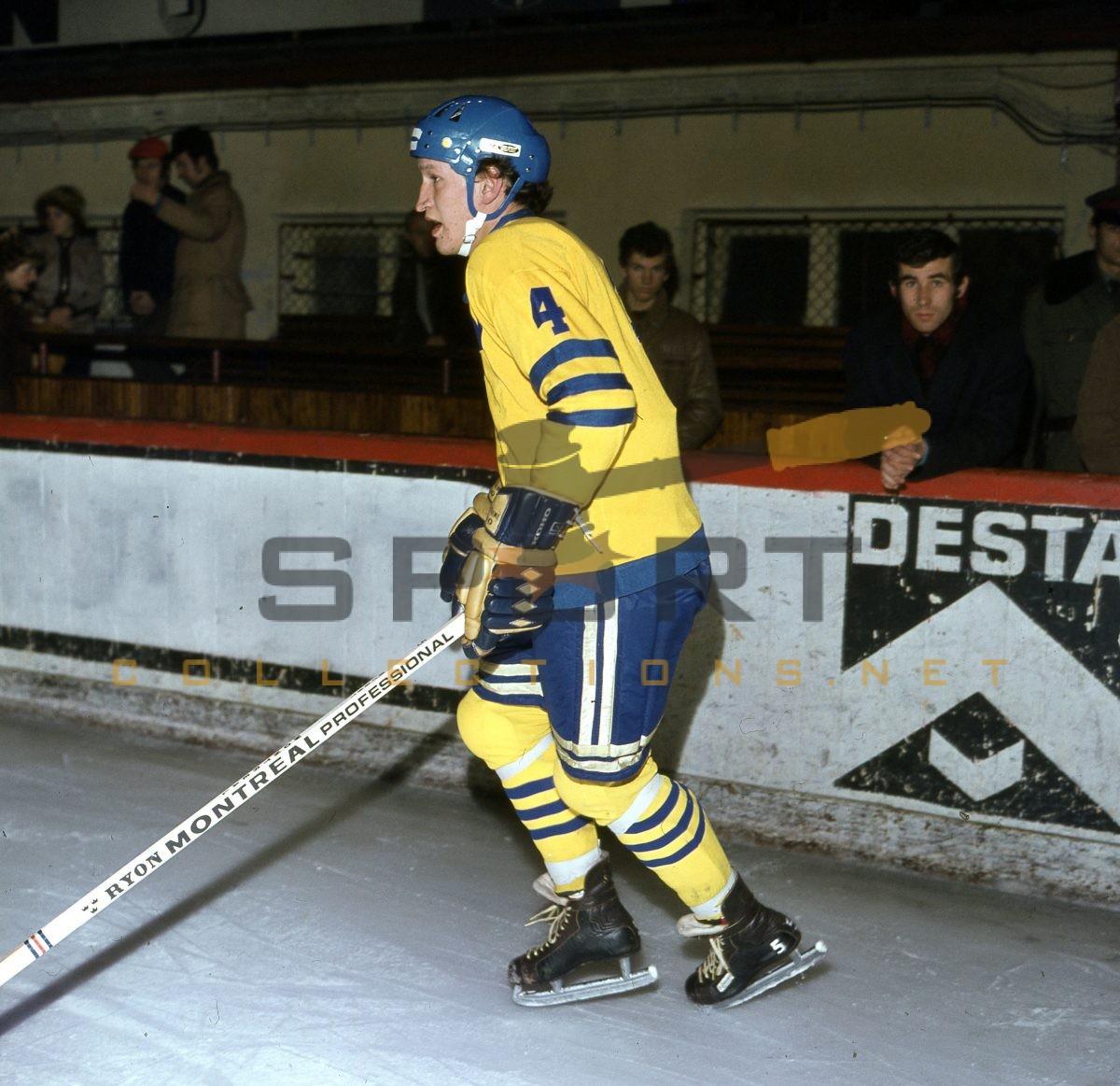 Hockey forward Lennart Svedberg